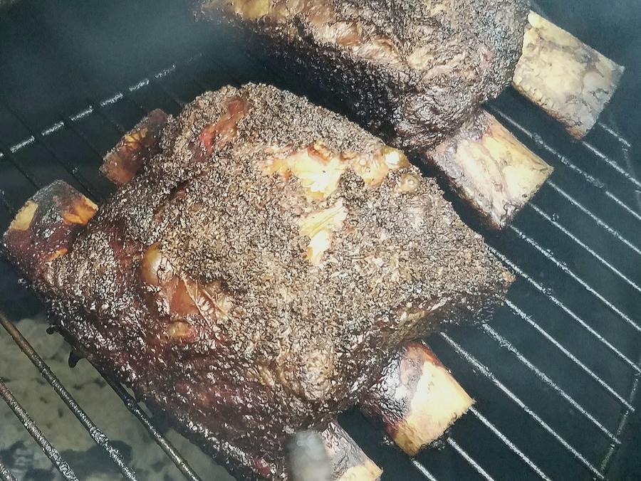 beef ribs on the uds.jpg