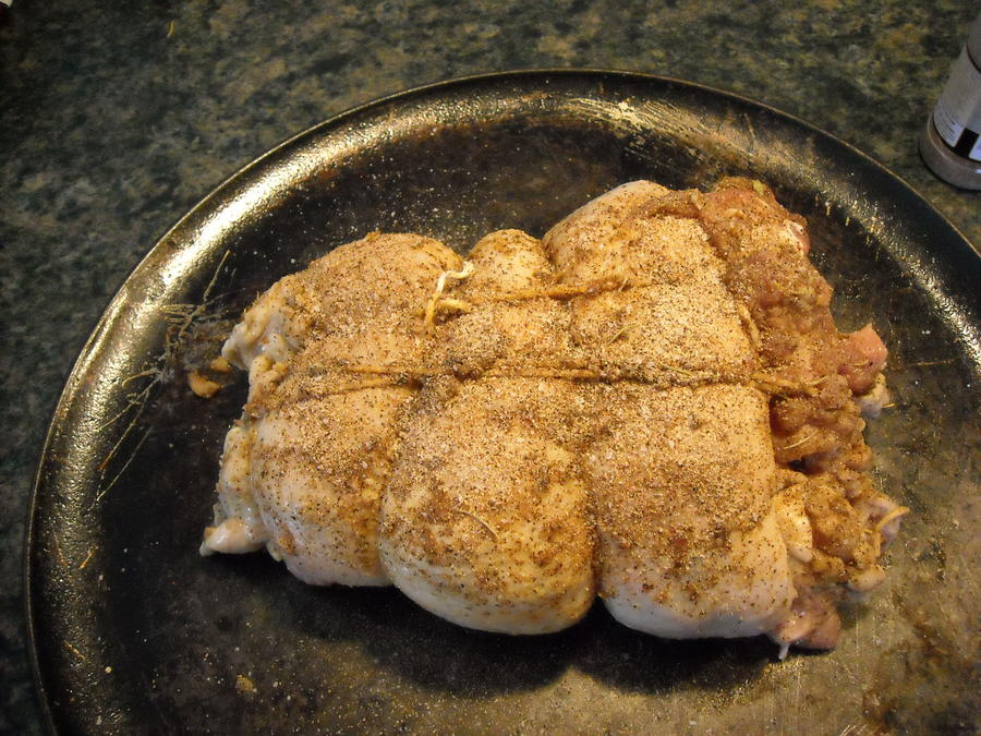 boneless stuffed chicken 004.JPG