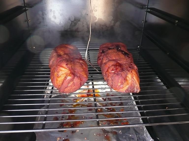 Boston Butts.jpg