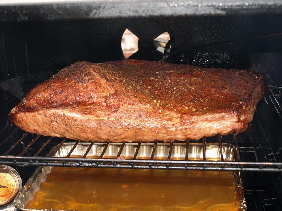 Brisket 3 hours in 1024  5-31-2010.jpg