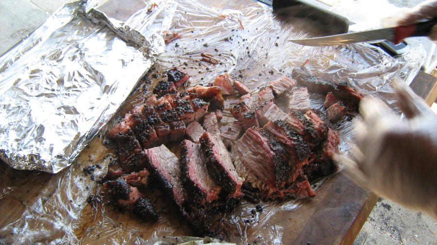 brisket cook 5-17-12 020.JPG