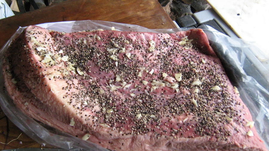 Brisket for tommorow 001.JPG