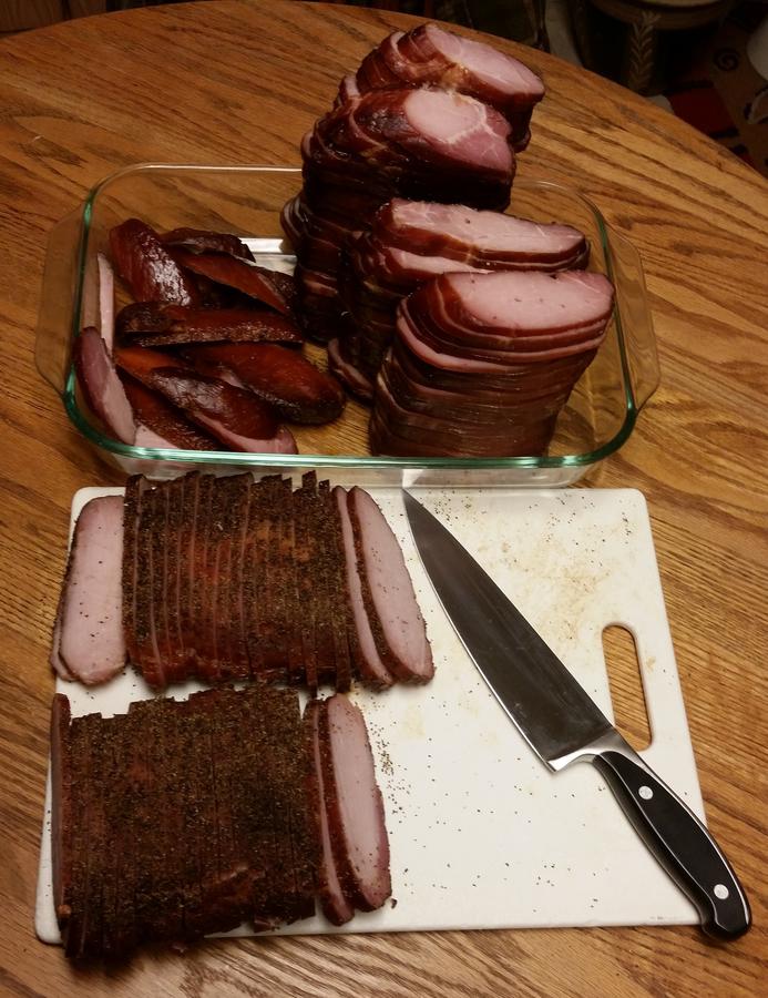 canadian bacon sliced.jpg