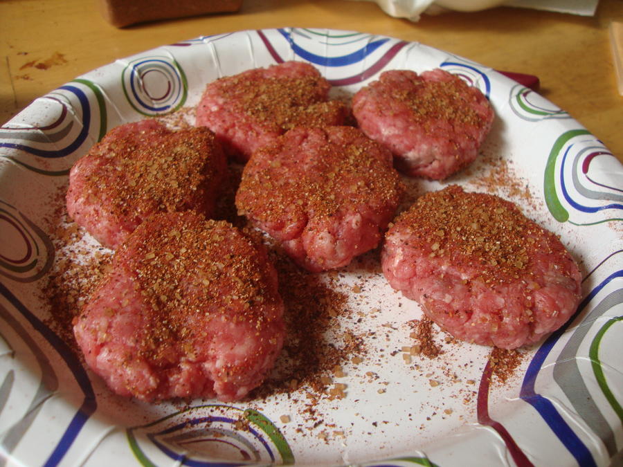 cheeseburgerbaconbombs (5).JPG