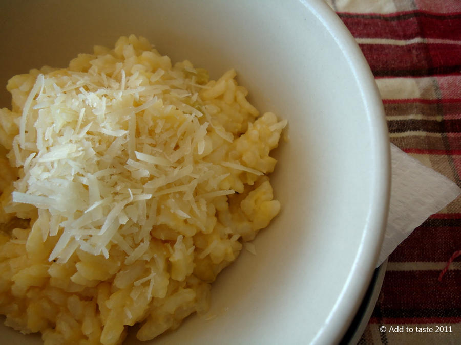 closeup_risotto_addtotaste.jpg