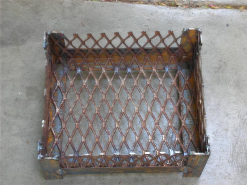 coal basket (Medium).JPG