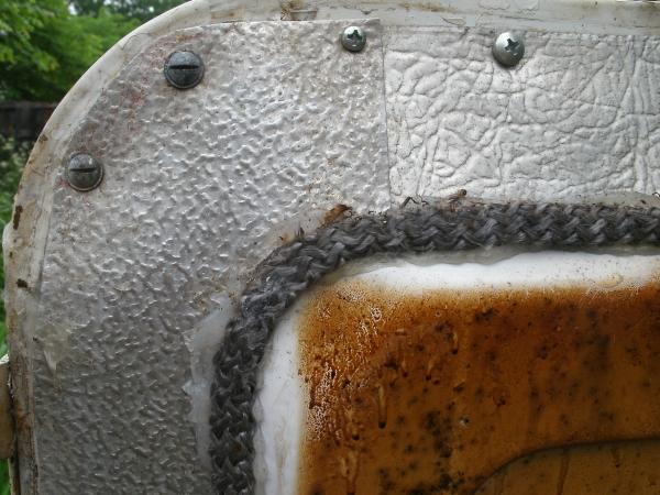 door inner surround and gasket detail.jpg