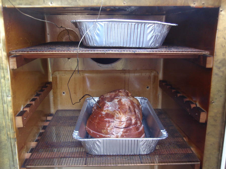 Double Smoked hams 013.JPG