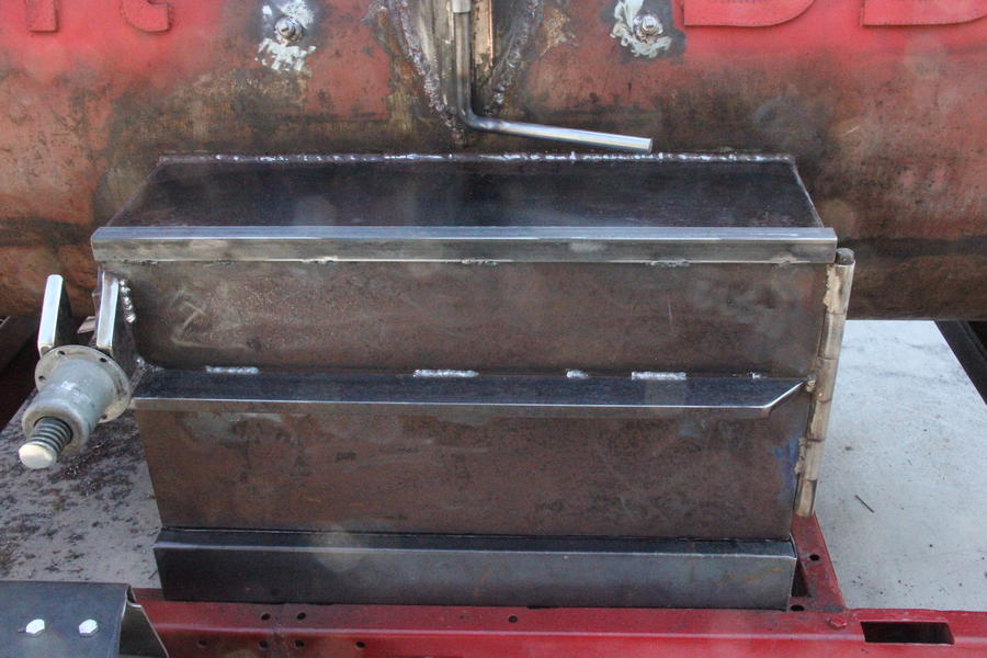 firebox door 005.JPG