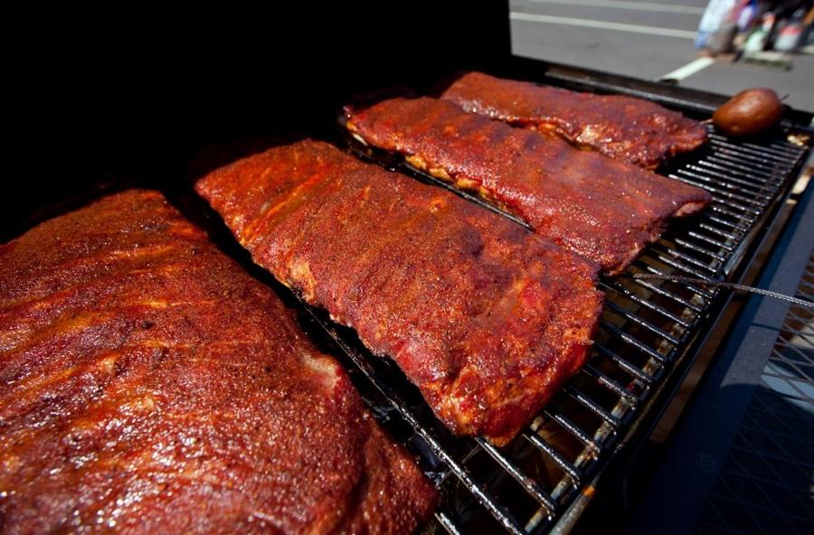 First basting of ribs.jpg