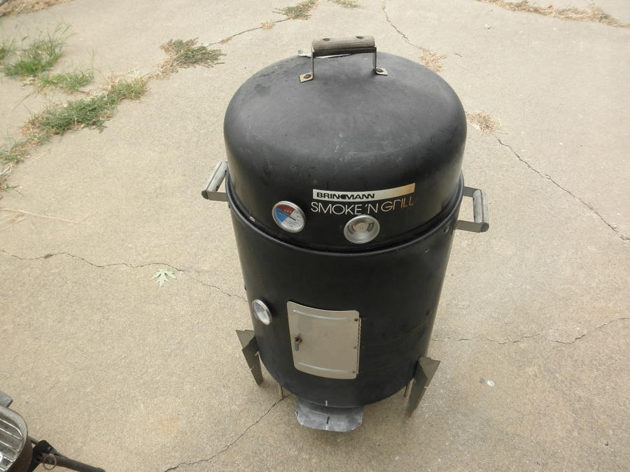 first smoked ribs 002.JPG