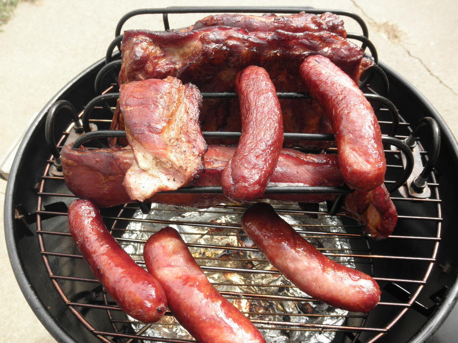 first smoked ribs 004.JPG