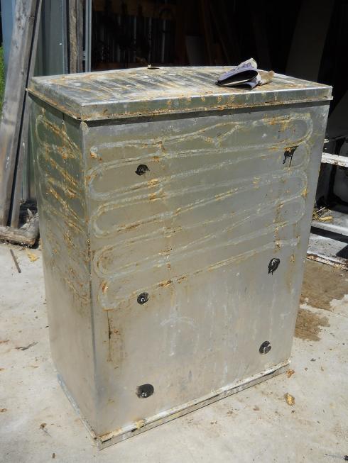 Freezer smoker pics 004.jpg