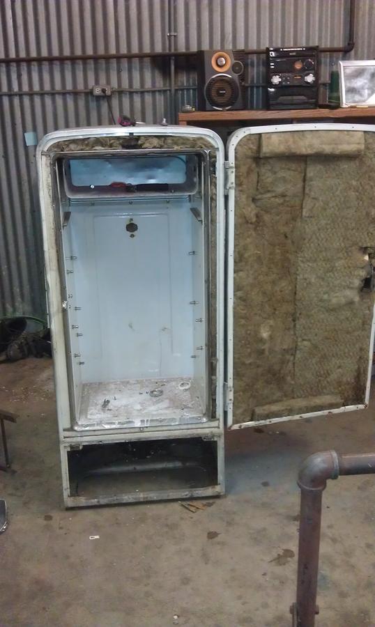 Fridge1.jpg
