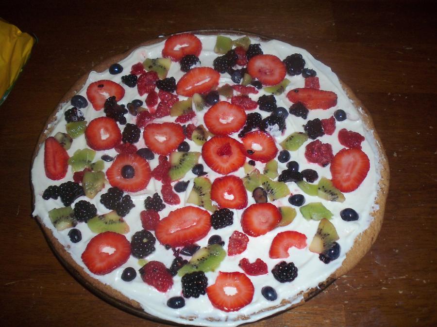 fruit pizza.JPG