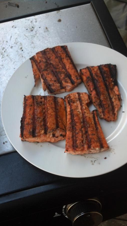 Grilled Salmon (2).jpg