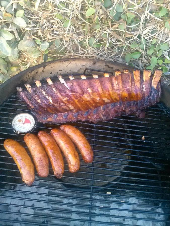 Holding 210 degrees on the Weber Kettle.jpg