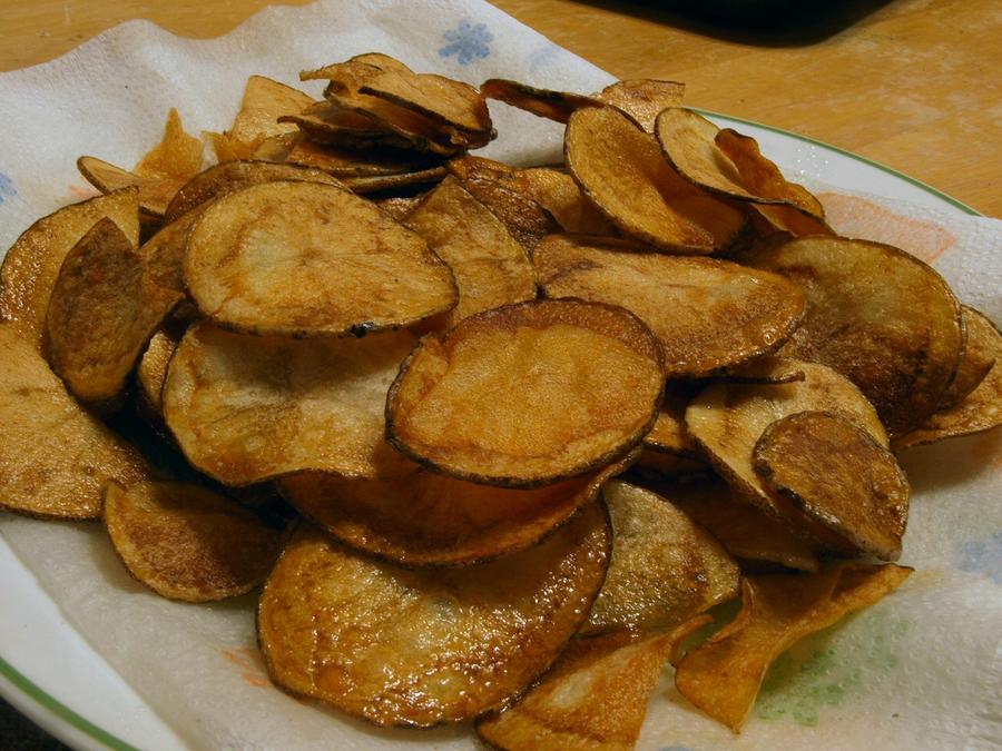 Homemade chips 10-9-2010.jpg