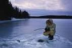 ice fishin 1.jpg