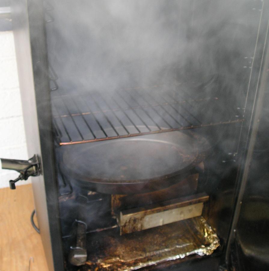 Inside smoker.jpg