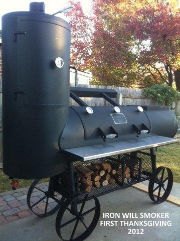 Iron Will Smoker First Thanksgiving - 1.JPG