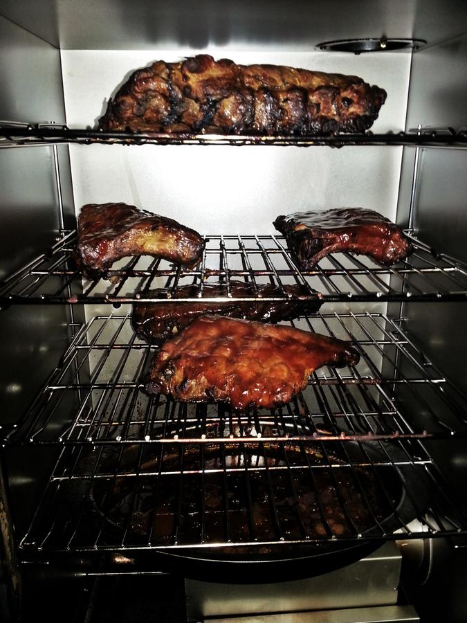 KC style smoked ribs 7- foil off & sauce on.jpg