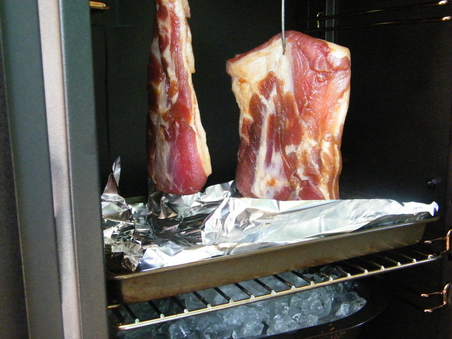 making bacon 001.JPG