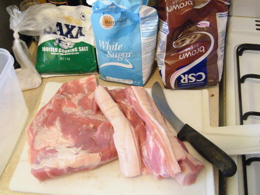 Making bacon 005.JPG
