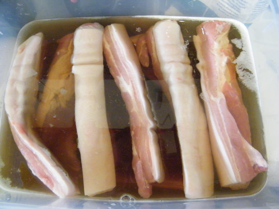 Making bacon 009.JPG