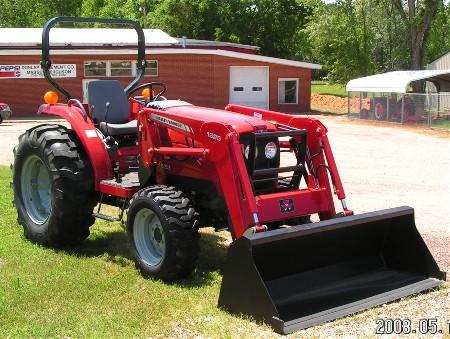 Massey%20Ferguson%201533.jpg