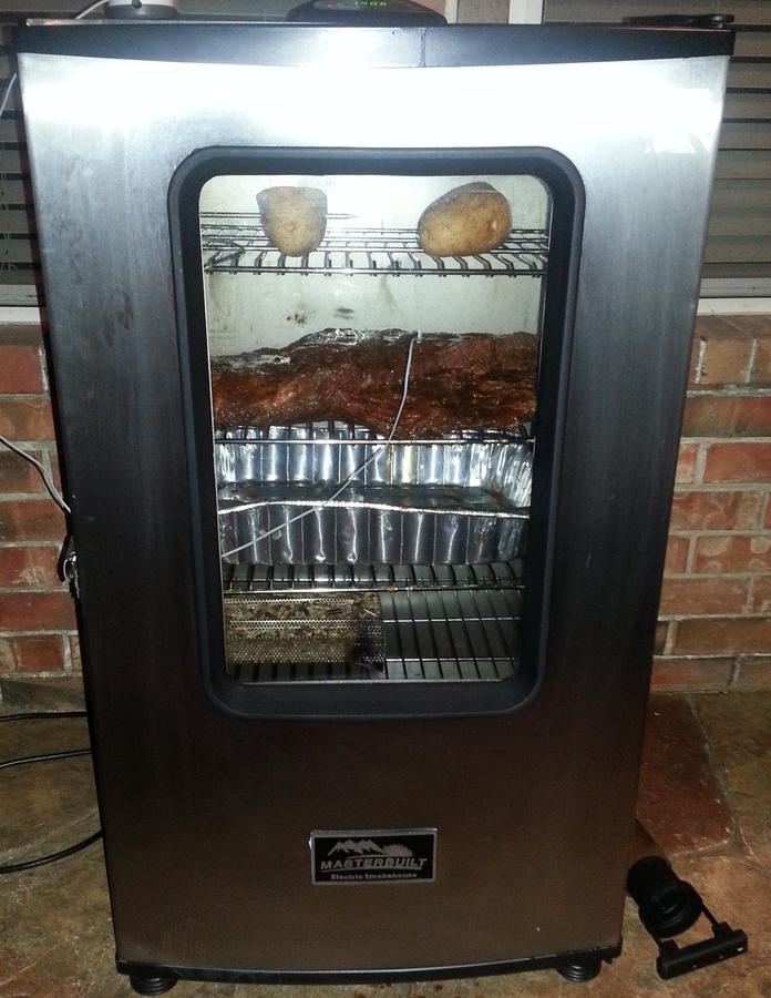 MES Smoker with Amaze-N .jpg