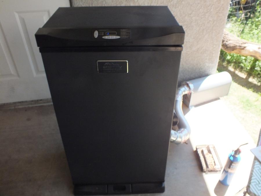 MES40 with mailbox.jpg