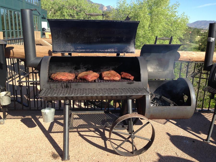 offset-smoker-briskets.jpg