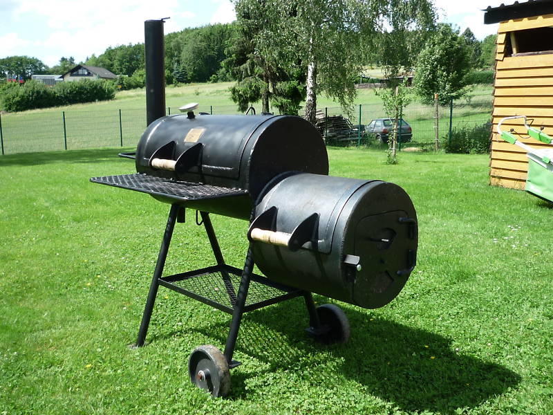 Oklahoma smoker 16721 - 1.jpg