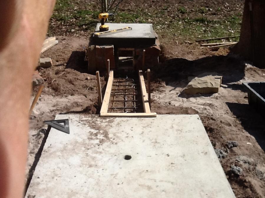 Pic 15 - Form Chimney Slab.jpg