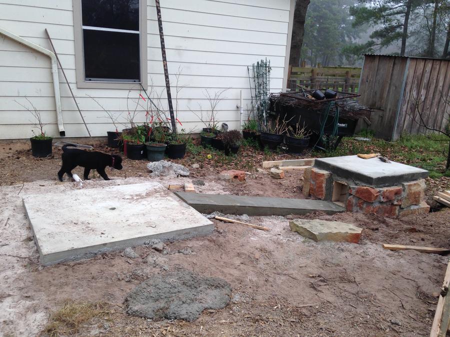 Pic 18 - Concrete in Chimney Slab.jpg