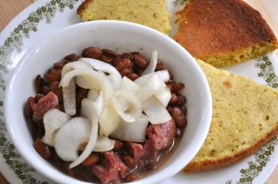 pickelel onions and cornbread.jpg