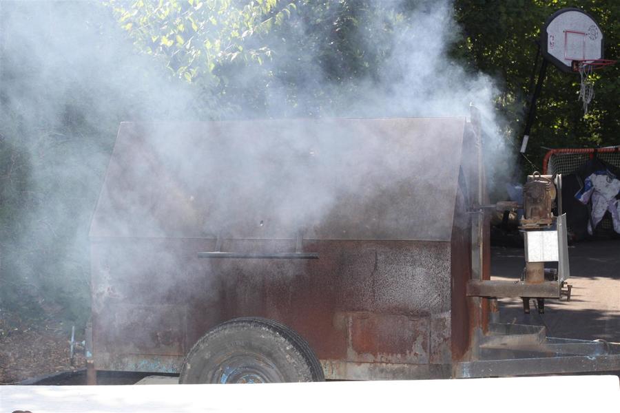 pigroast 2010 112.JPG