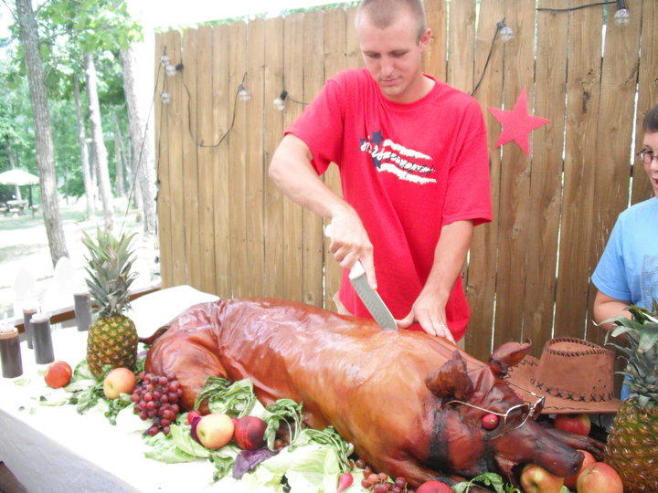 pigroast1.jpg