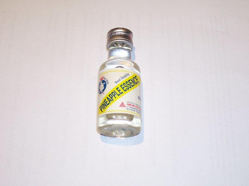 Pineapple essence 001.jpg