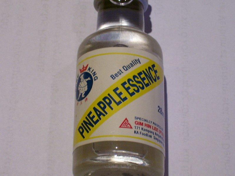 Pineapple essence 005.jpg