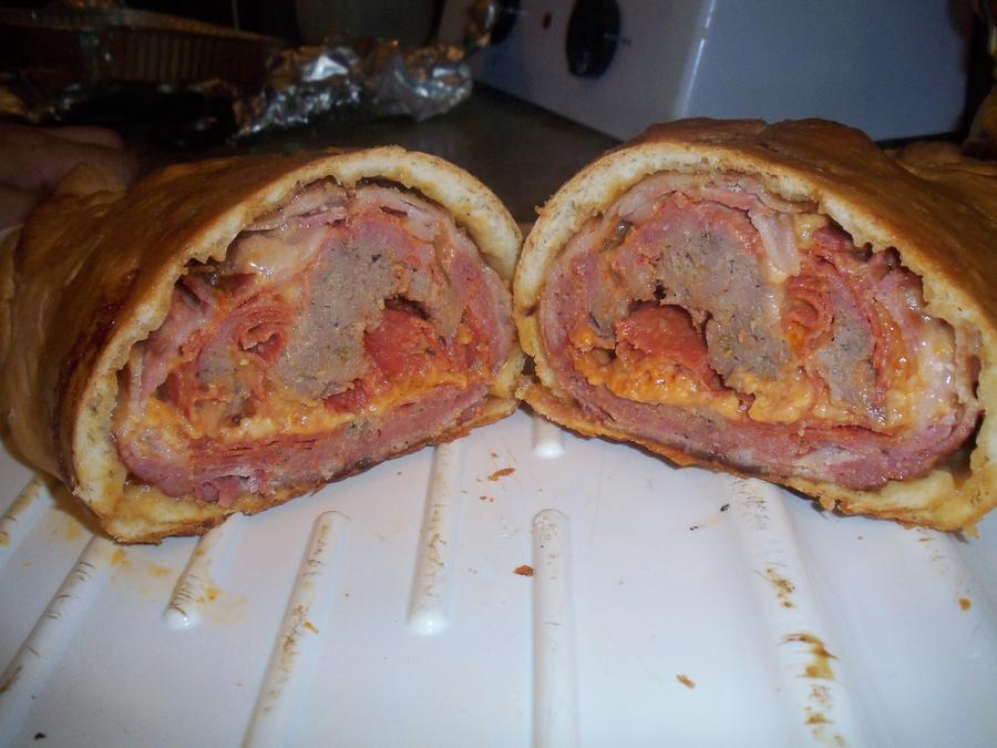 pizza fattie insides.JPG