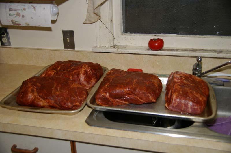 Pork_butts_04_12_08001.jpg