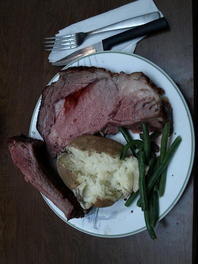 Prime Rib served 12-19-2010.jpg