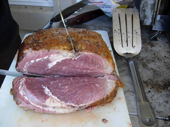prime rib slicing.jpg