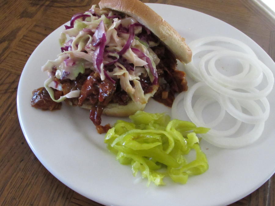 Pulled Pork 5-29-15.JPG