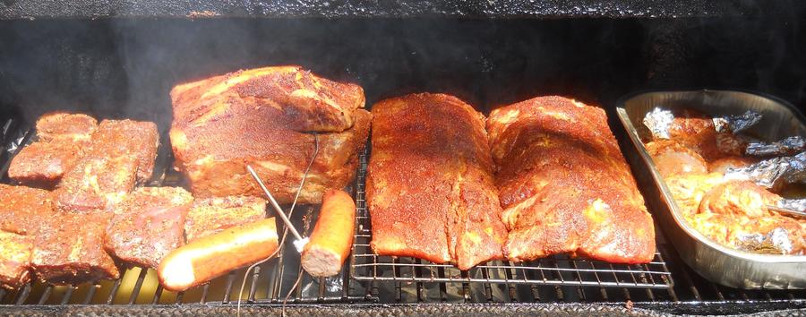 Q-view Happy Full Smoker.JPG