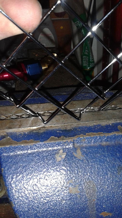 rack in vise.jpg