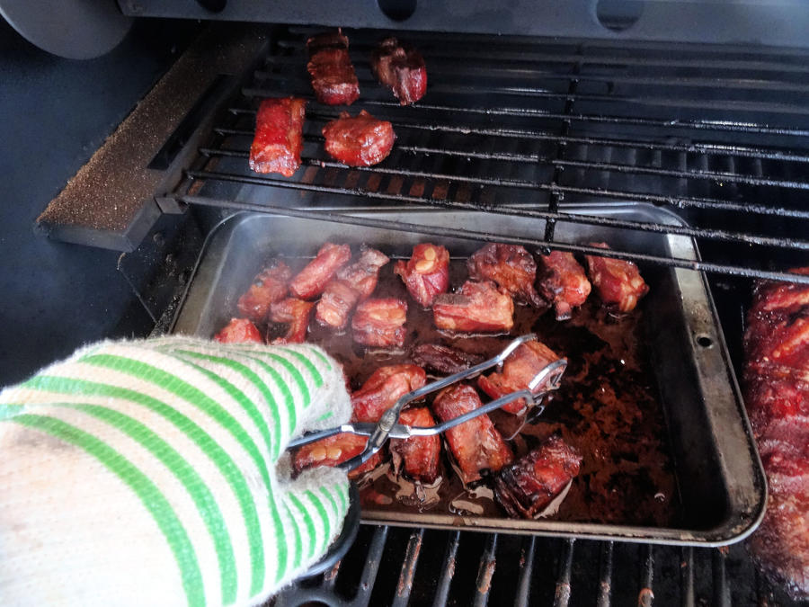 Rib Tips 08.jpg