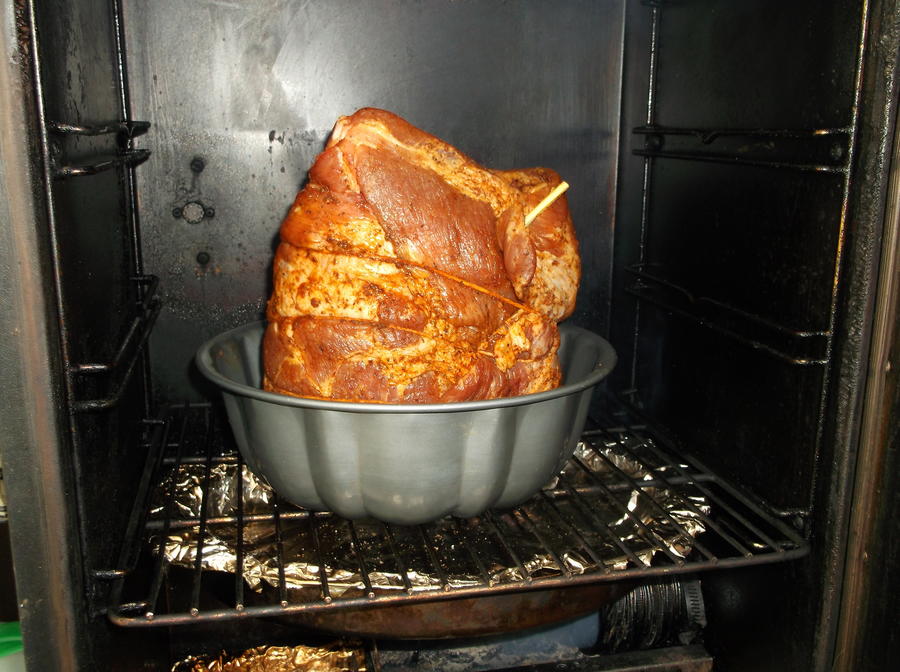 Ribs in a Bundt Pan.JPG